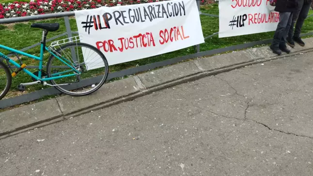 petition collection event of the regularization campaign barcelona 19 feb 2022